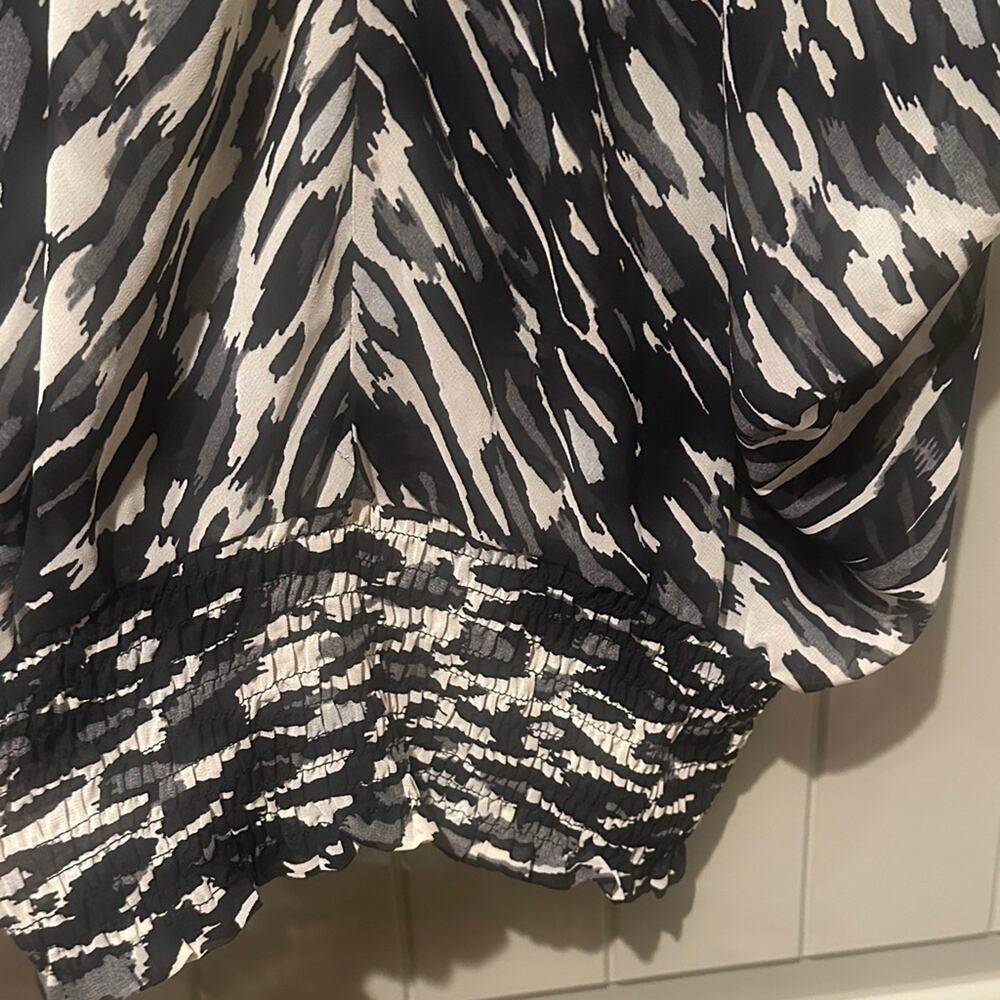 A.N.A. Patterned Top SP - Picture 4 of 7
